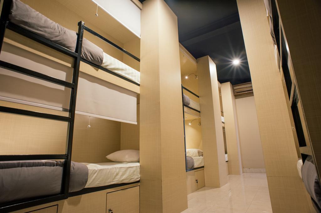 Bedplus Backpacker Kuta Legian Oda fotoğraf
