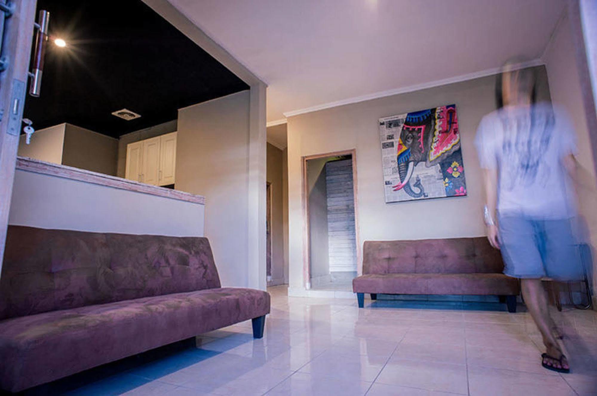 Bedplus Backpacker Kuta Legian Dış mekan fotoğraf